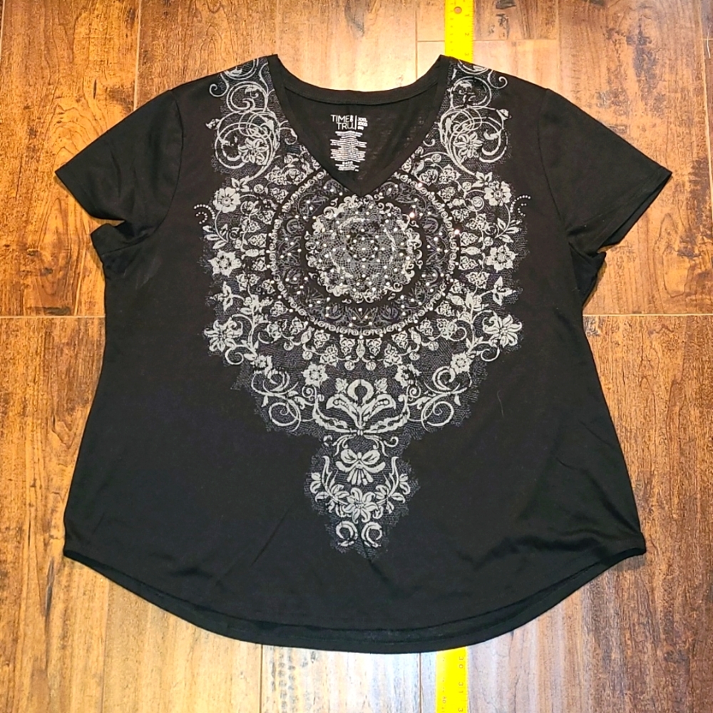 Time and Tru black t-shirt, XXL.